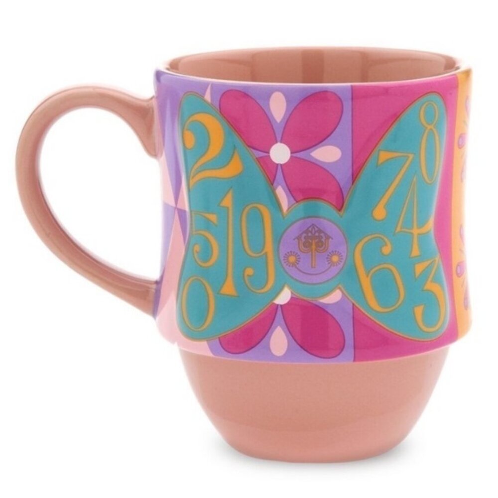 Minnie Mouse Limited Edition The Main Attraction Mug Disney It’s A Small World